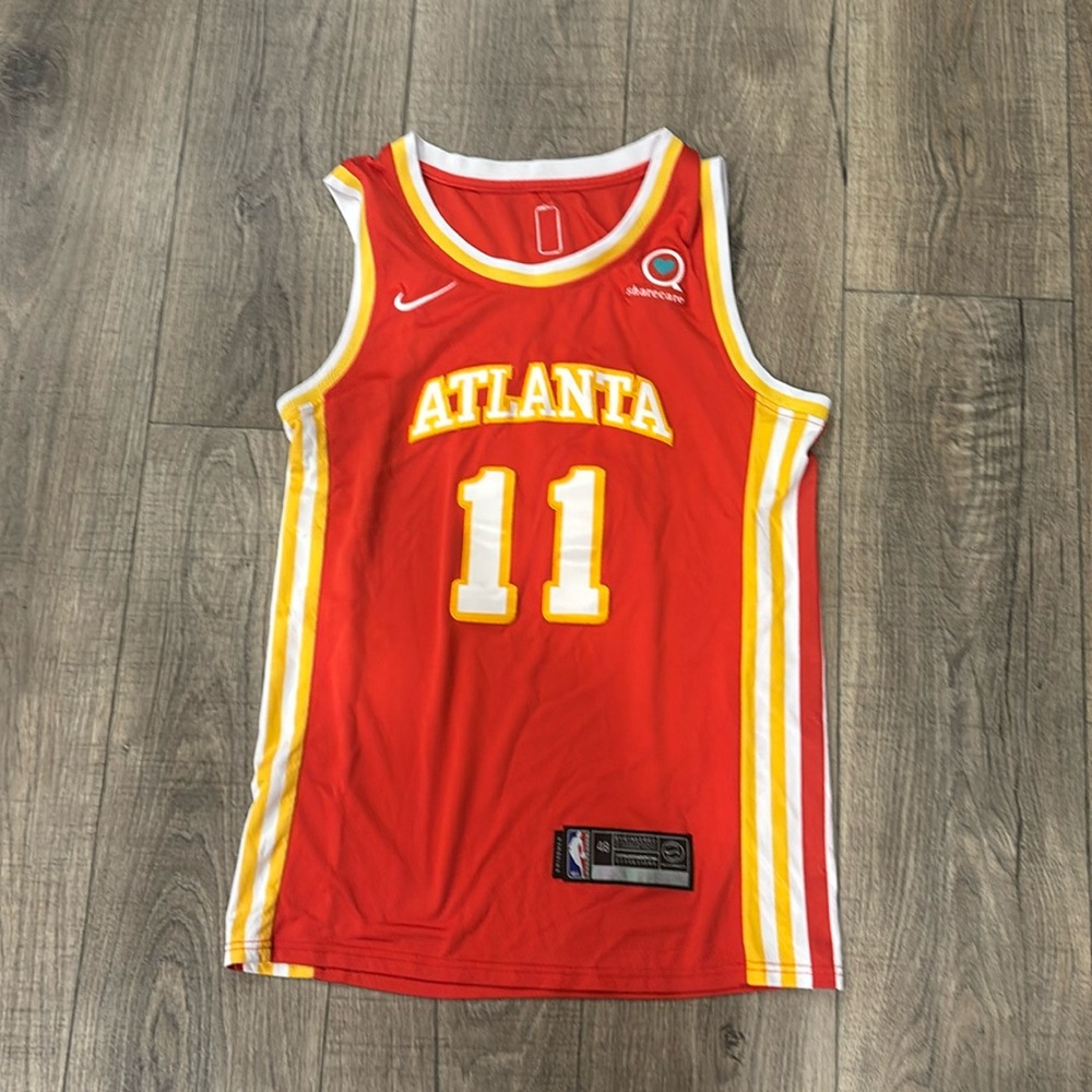 Trae young jersey